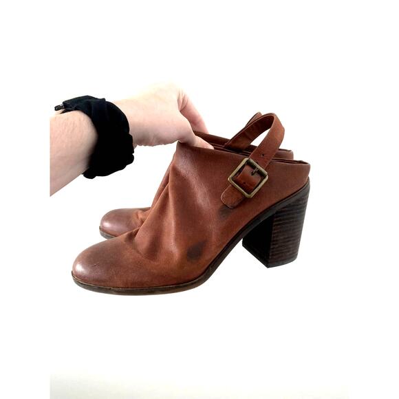 Lucky Brand Machiko Brown Leather Distressed Heeled Mule Booties Size 9 - Picture 1 of 7